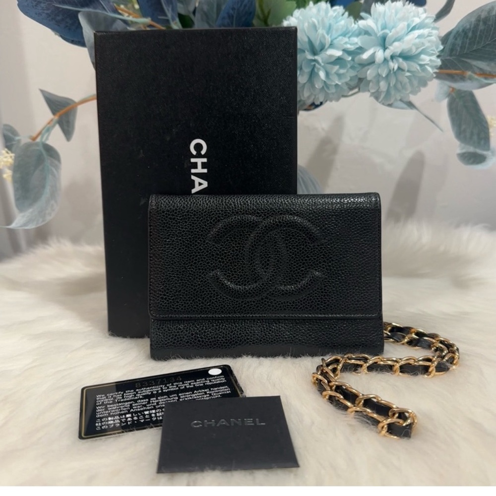 CHANEL Timeless CC Caviar Leather Trifold Wallet w/ COA, Box & Cards
